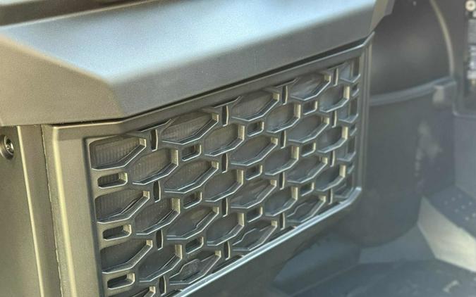 2026 Can-Am Defender Limited HD11