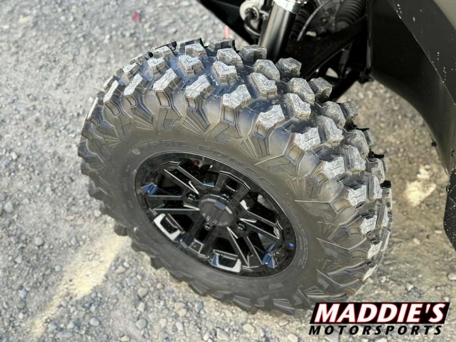 2026 Can-Am Defender Limited HD11