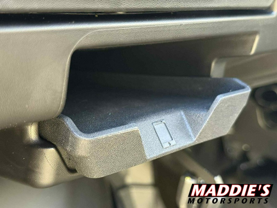 2026 Can-Am Defender Limited HD11