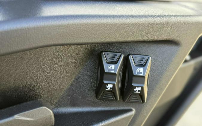 2026 Can-Am Defender Limited HD11