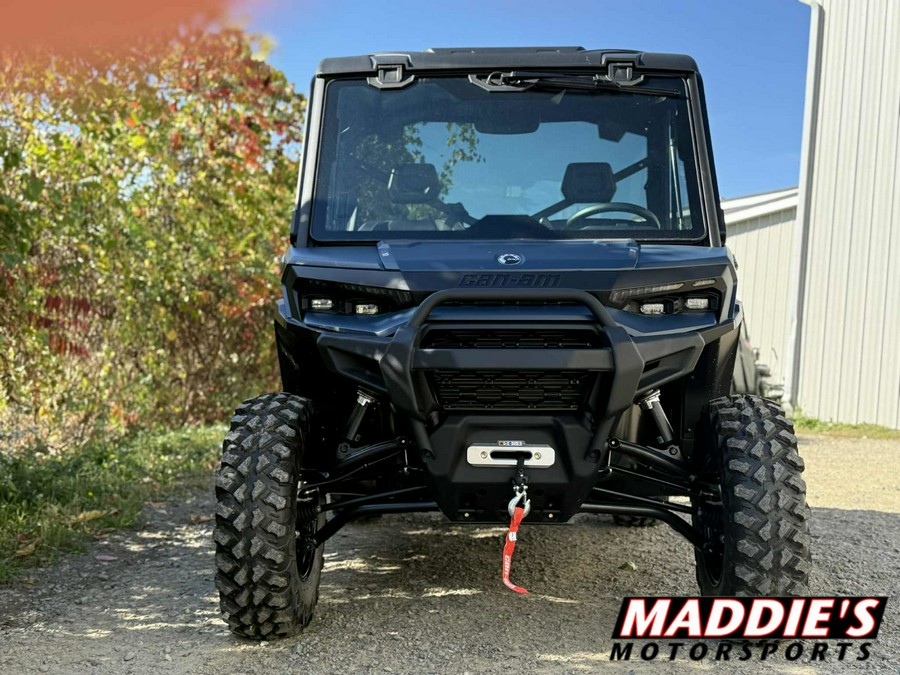 2026 Can-Am Defender Limited HD11