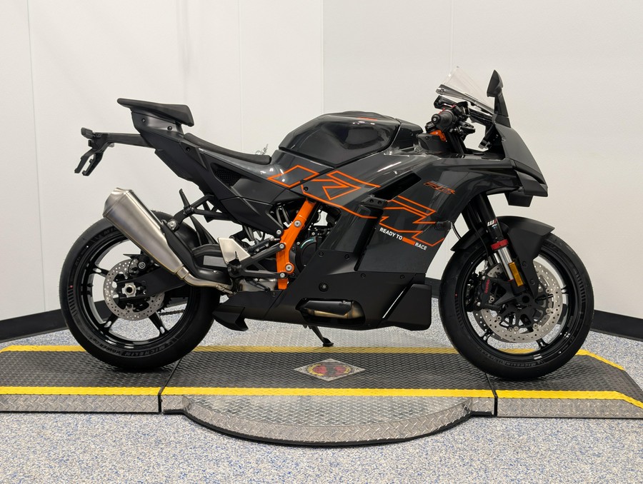 2026 KTM RC R 990