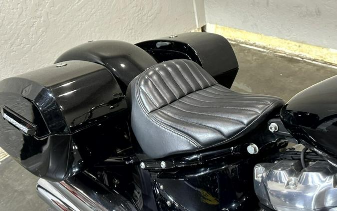 Harley-Davidson® Softail® Standard 2023 FXST 039376B BLACK