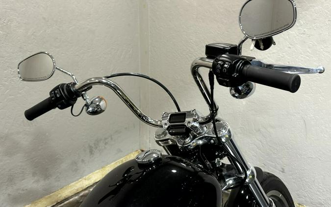 Harley-Davidson® Softail® Standard 2023 FXST 039376B BLACK