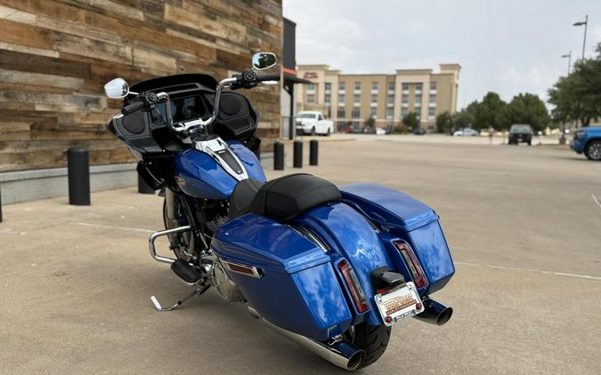 2025 Harley-Davidson® Road Glide® Blue Burst