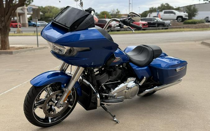 2025 Harley-Davidson® Road Glide® Blue Burst