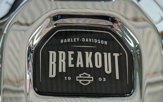 2024 Harley-Davidson Breakout 117 White Onyx Pearl - Black Finish