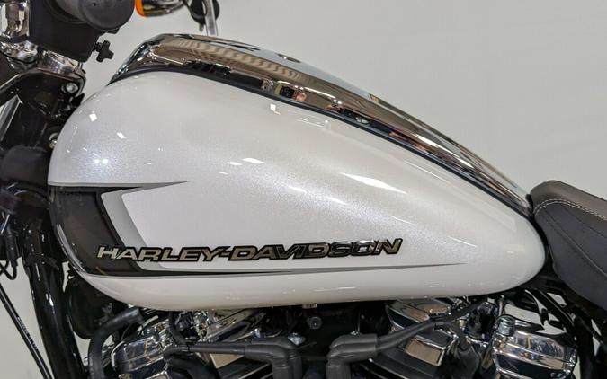 2024 Harley-Davidson Breakout 117 White Onyx Pearl - Black Finish