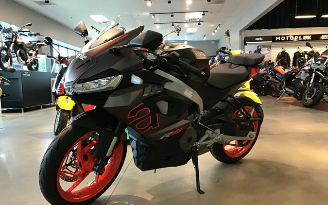 2025 Aprilia RS 457