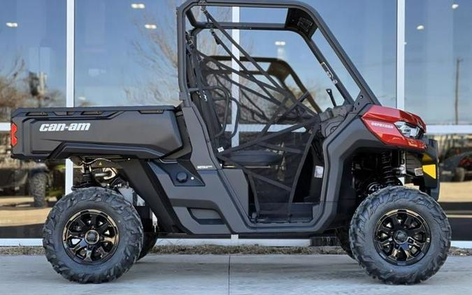 2025 Can-Am® Defender DPS HD10