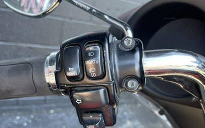 2005 Harley-Davidson FLHTC - Electra Glide Classic