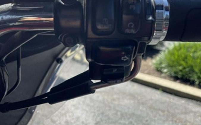 2005 Harley-Davidson FLHTC - Electra Glide Classic