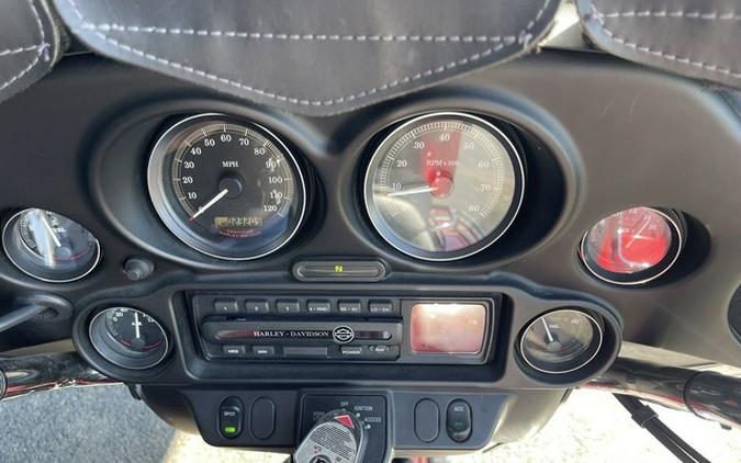 2005 Harley-Davidson FLHTC - Electra Glide Classic