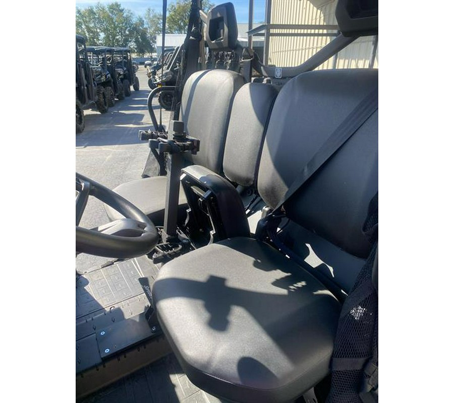 2025 Can-Am Defender HD9