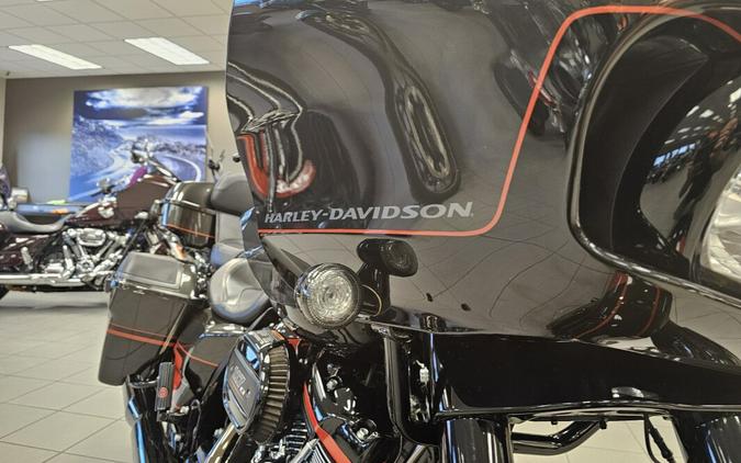 FLTRXSE 2018 CVO™ Road Glide®