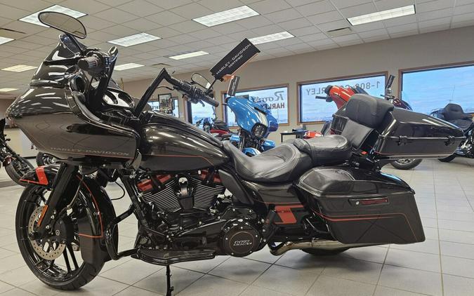 FLTRXSE 2018 CVO™ Road Glide®