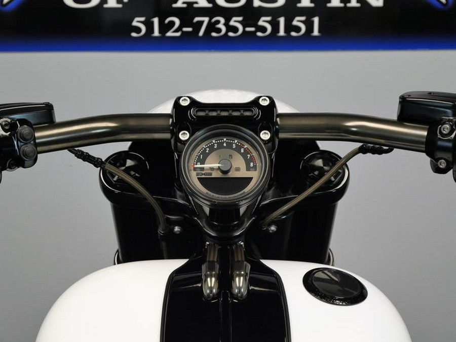 2017 Harley-Davidson® FXSE - CVO™ Pro Street Breakout®