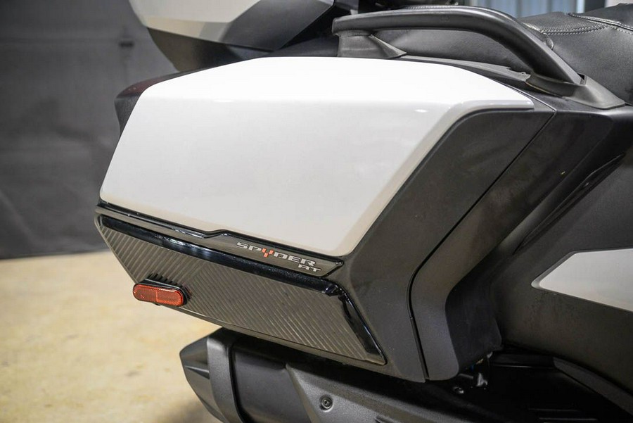 2022 Can-Am Spyder RT Limited