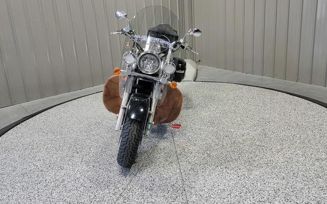 2005 Suzuki Boulevard C90T