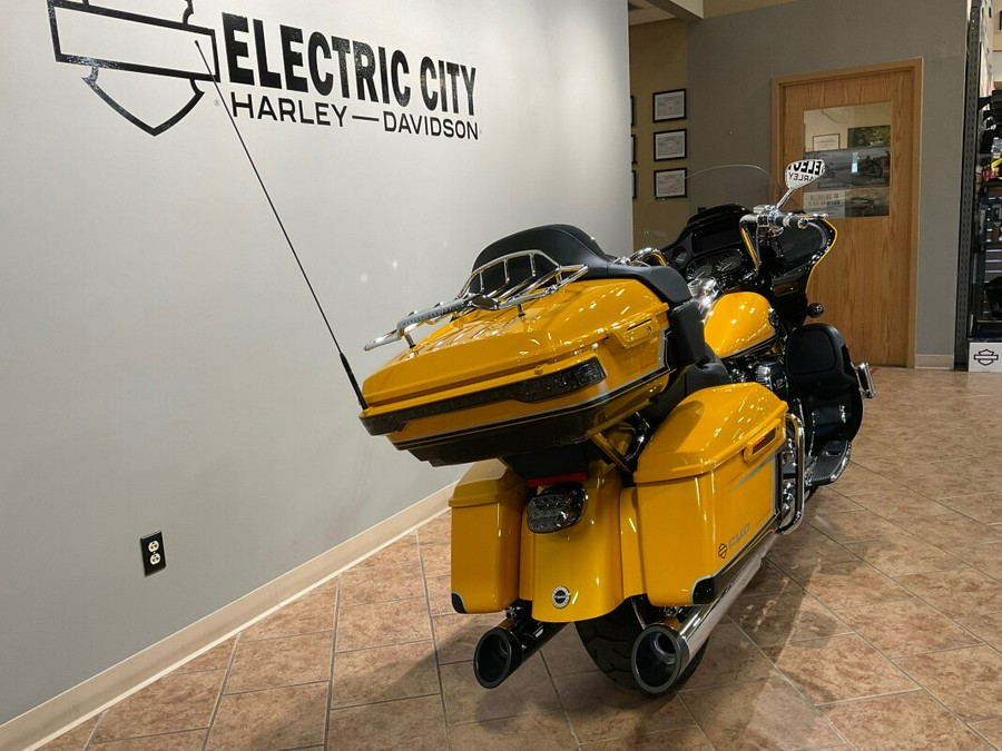 2022 HarleyDavidson®FLTRK CVO™ Road Glide® Limited Hightail Yellow