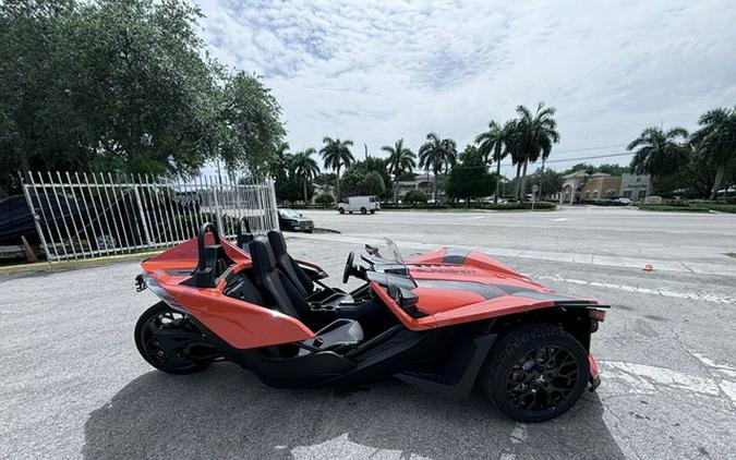 2024 Polaris Slingshot Slingshot SL AutoDrive Volt Orange SL Autodrive Ocean Gray