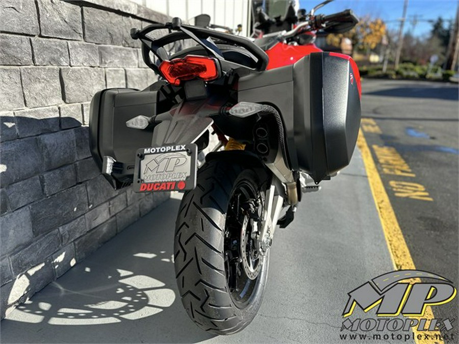 2023 Ducati Multistrada V4 S Travel & Radar