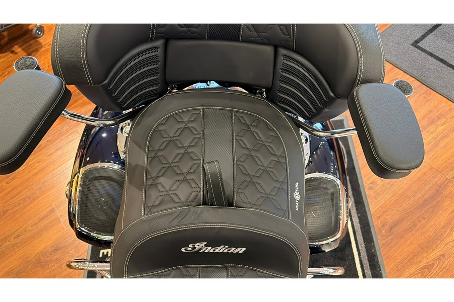 2025 Indian Motorcycle ROADMASTER ELITE, SPIRIT BLU CNDY FADE, 49S Elite