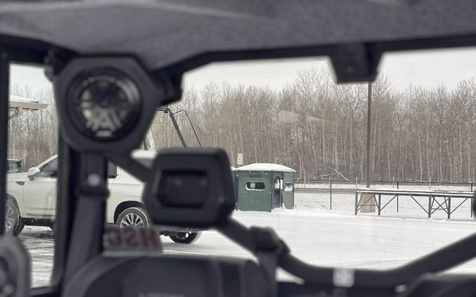 2026 Can-Am® Defender MAX Limited HD11