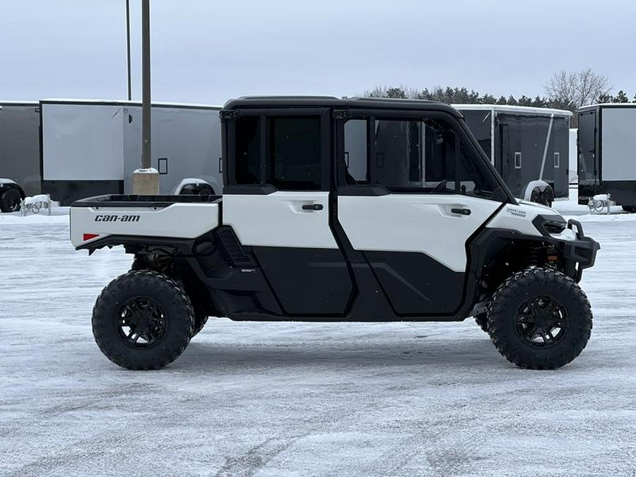 2026 Can-Am® Defender MAX Limited HD11