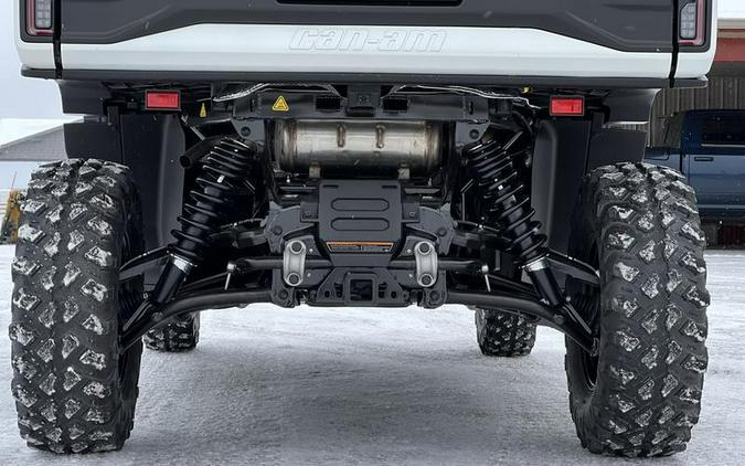 2026 Can-Am® Defender MAX Limited HD11
