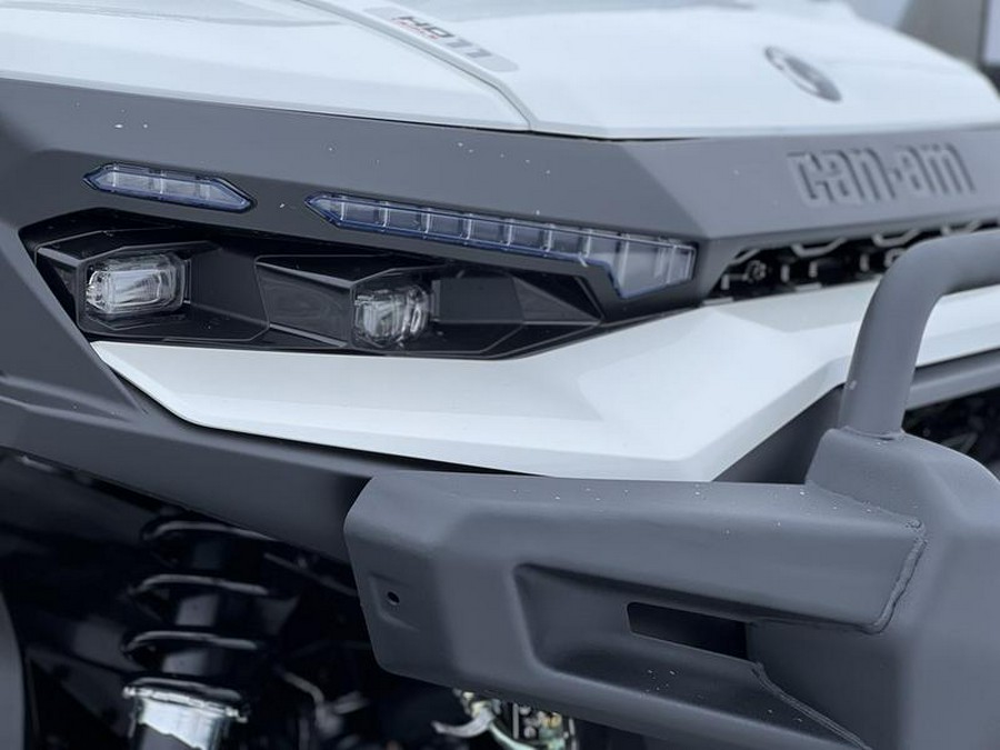 2026 Can-Am® Defender MAX Limited HD11