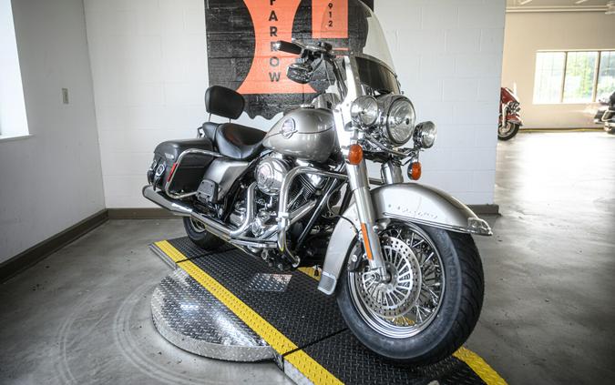 2009 Harley-Davidson Road King Classic Grand American Touring FLHR