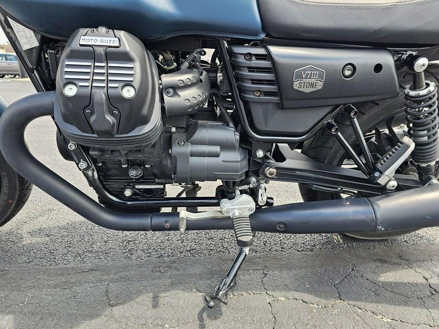 2019 Moto Guzzi V7 III Stone