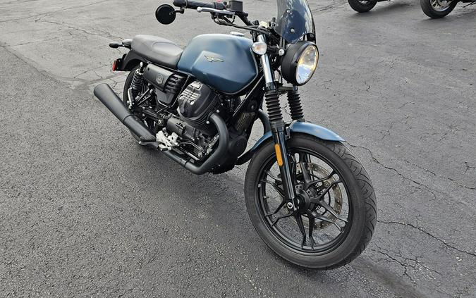 2019 Moto Guzzi V7 III Stone