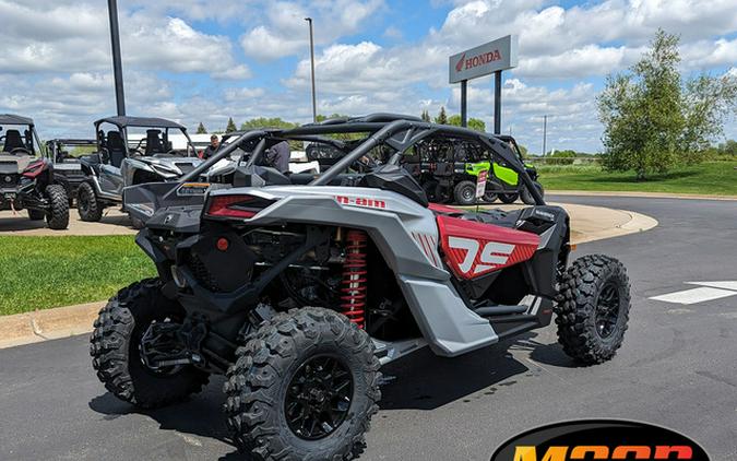 2024 Can-Am Maverick X3 DS Turbo Fiery Red & Hyper Silver