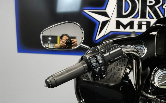 2020 Harley-Davidson® FLTRK - Road Glide® Limited