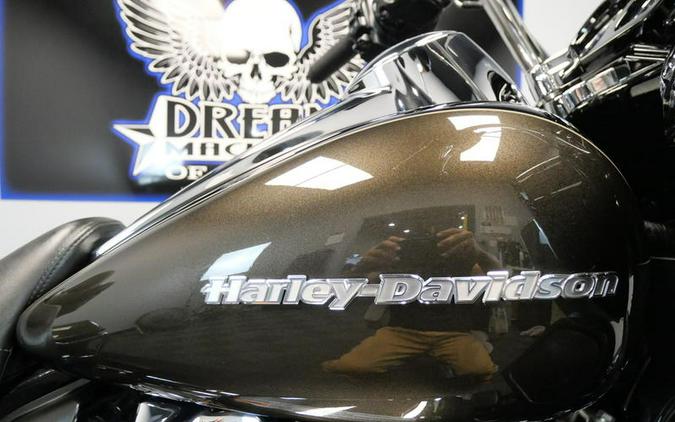 2020 Harley-Davidson® FLTRK - Road Glide® Limited