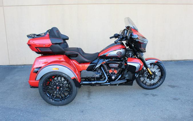 Harley-Davidson® CVO Street Glide 3 Limited 2026 Citrus Heat CVO Tri-Tone