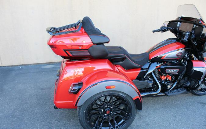 Harley-Davidson® CVO Street Glide 3 Limited 2026 Citrus Heat CVO Tri-Tone