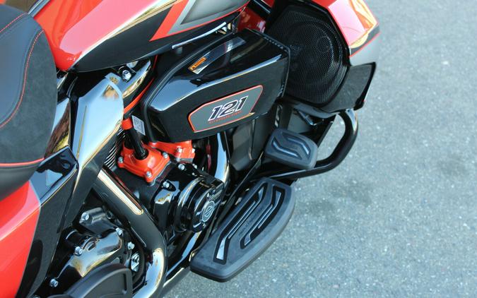Harley-Davidson® CVO Street Glide 3 Limited 2026 Citrus Heat CVO Tri-Tone