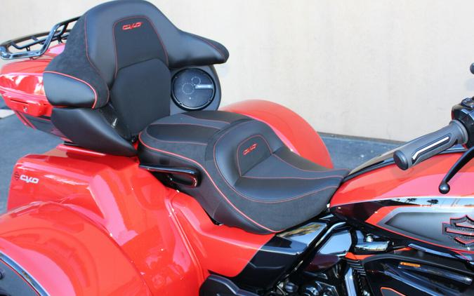 Harley-Davidson® CVO Street Glide 3 Limited 2026 Citrus Heat CVO Tri-Tone