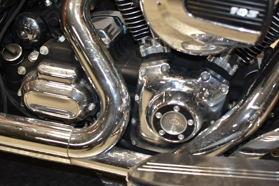 2014 Harley-Davidson Street Glide FLHXS