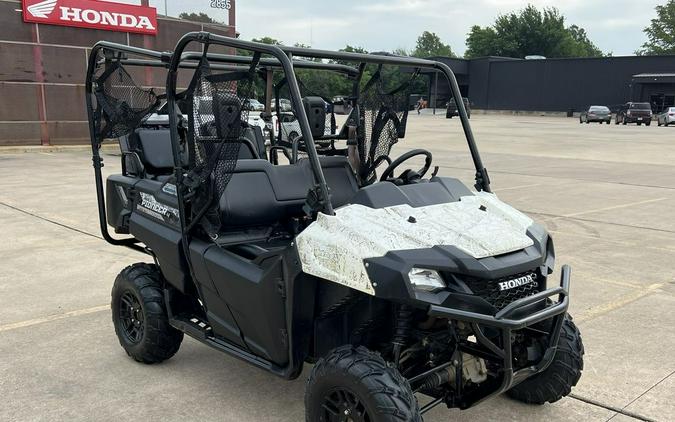 2018 Honda® Pioneer 700-4 Deluxe Honda Phantom Camo