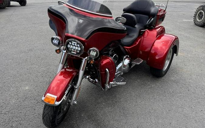 2012 Harley-Davidson® FLHTCUTG - Tri Glide® Ultra Classic®