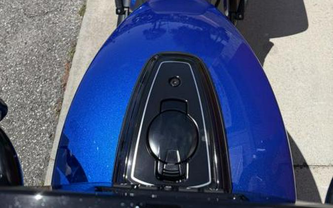 2026 Indian Motorcycle® Chieftain® PowerPlus Dark Horse® Deep Blue Metallic