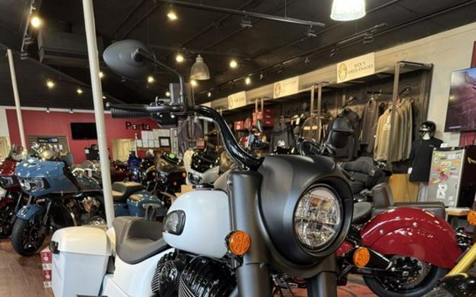 2026 Indian Motorcycle® Springfield ® Dark Horse® Ghost White Metallic Smoke