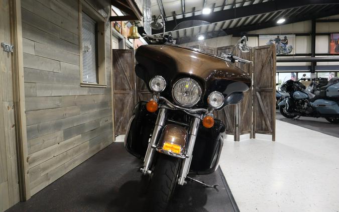 2013 Electra Glide® Ultra Limited (FLHTK)