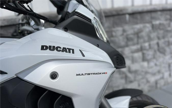 2023 Ducati Multistrada V4 S Travel & Radar