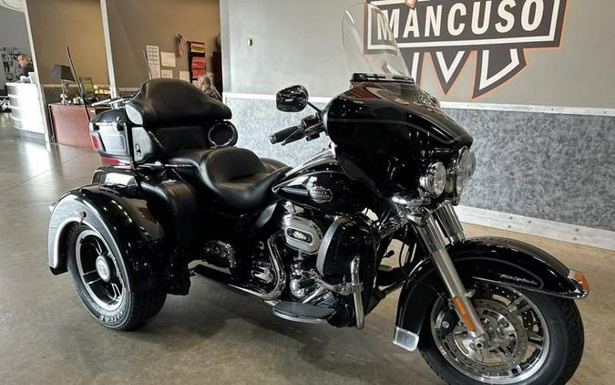 2013 Harley-Davidson® FLHTCUTG - Tri Glide® Ultra Classic®