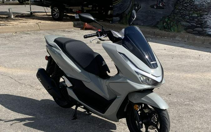 2025 Honda® PCX